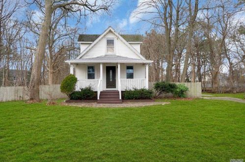 820 Bohemia Pkwy, Bohemia, NY 11716-4302