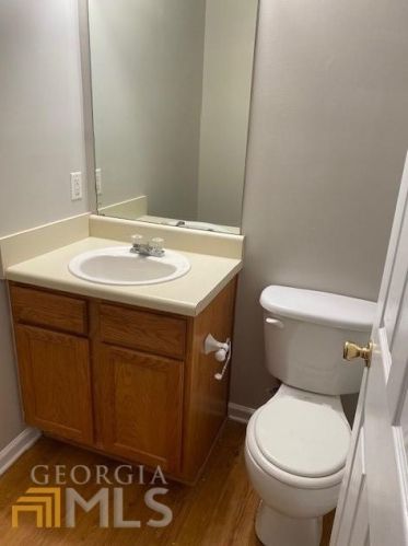 5626 Strathmoor Manor Cir, Lithonia GA  30058-2633 exterior