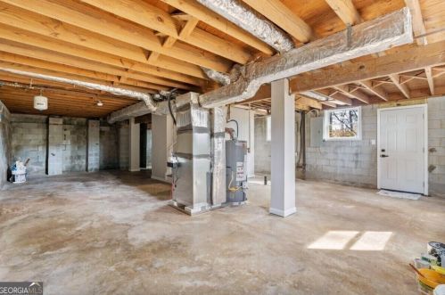 2050 Forrest Park Rd, Atlanta GA 30315-8637 exterior