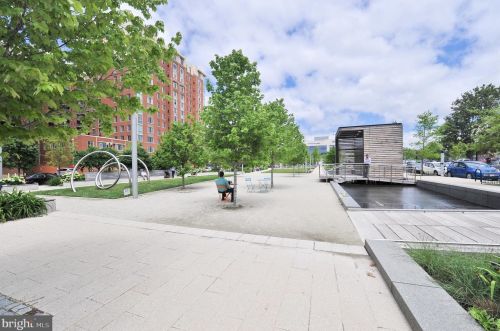 1016 4 St, Washington DC 20001-2516 exterior