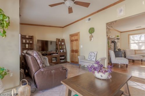 301 West Ln, Clark NJ  07066-1631 exterior