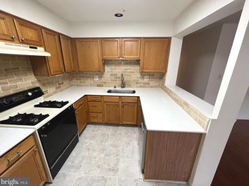 623 Brickhouse Rd, Princeton NJ 08540-7363 exterior