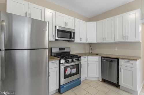 2323 Cambria St, Philadelphia PA  19134-4206 exterior