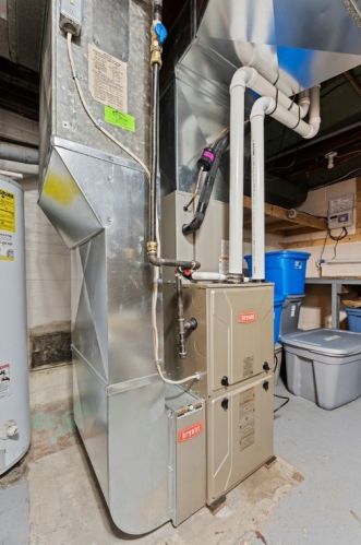 715 Gaywood Dr, Pittsburgh PA 15235-4144 exterior