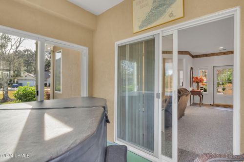 18 Sundance Ln, Bluffton SC 29909-5065 exterior