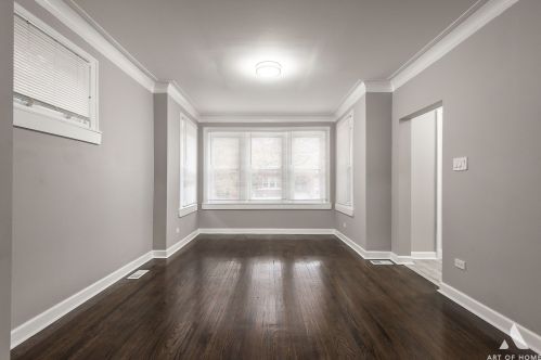 6917 Maplewood Ave, Chicago, IL 60629-1901