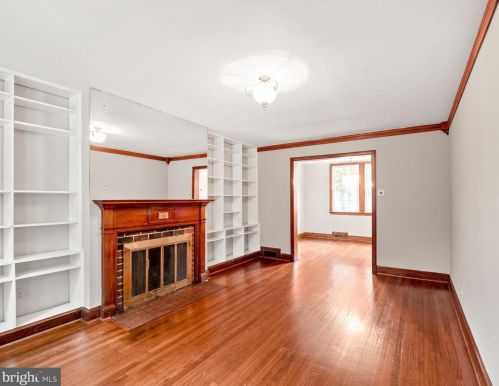 4104 10th St, Washington, DC 20017-1805