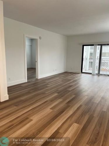 1361 Federal Hwy, Boca Raton FL  33432-7377 exterior