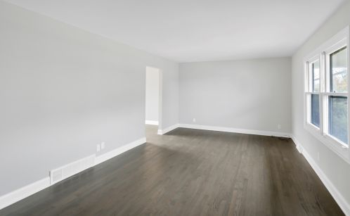 202 Walnut Dr, Saint Charles IL  60174-1540 exterior