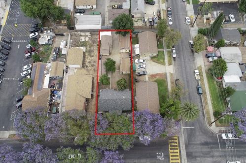 206 Valencia Dr, Fullerton CA 92833-3235 exterior