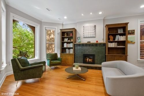 730 Barry Ave, Chicago, IL 60657-4507