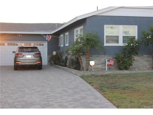 837 Mulberry Ave, Brea, CA 92821-6458