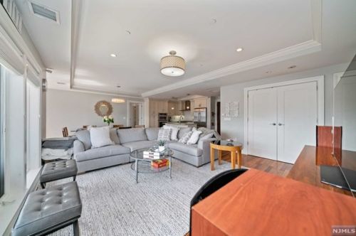 53 Eton Row, Union City NJ 07086 exterior