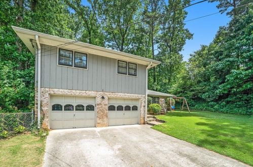 2858 Caraway Dr, Tucker, GA 30084-2337