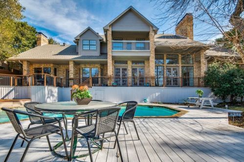 17907 Cedar Creek Canyon Dr, Dallas TX 75252-4944 exterior