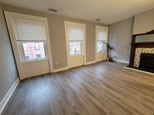 608 Lockhart St, Pittsburgh PA  15212-5606 exterior