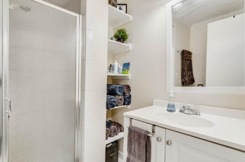 1585 Marlbrook Dr, Atlanta GA 30307-1719 exterior