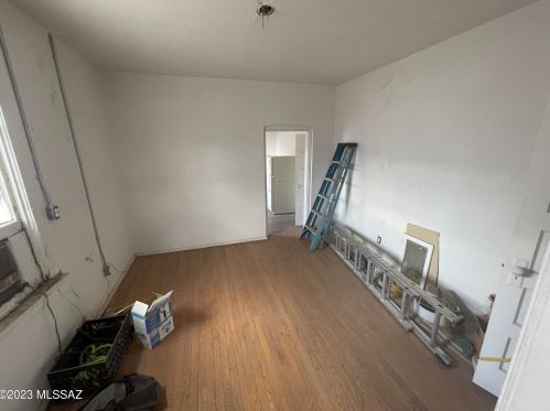 430 6 St, Tucson AZ 85716-4408 exterior