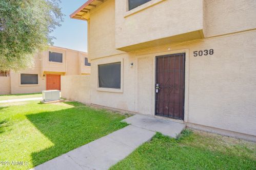5038 40th Ave, Phoenix, AZ 85019-2875