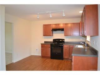 9419 Bradstreet Commons Way, Charlotte NC  28215-7310 exterior