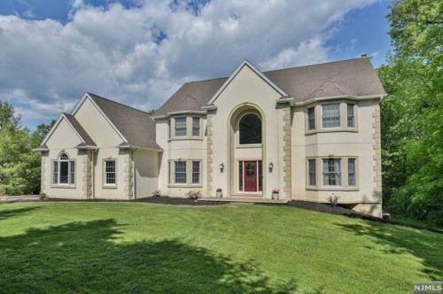 57 Boonton Ave, Kinnelon NJ  07405-2941 exterior