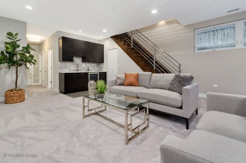 1728 Talman Ave, Chicago IL  60647-5224 exterior