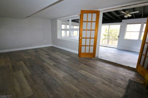 3 Crestwood Dr, Dover NJ  07869-3101 exterior