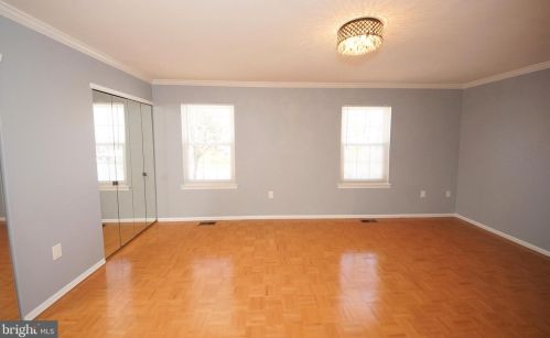 25 Jasmine Ct, Trenton NJ 08648-4808 exterior