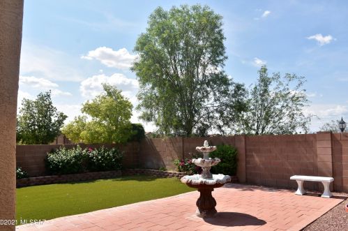 7449 Fair Meadows Loop, Tucson AZ 85756-6151 exterior