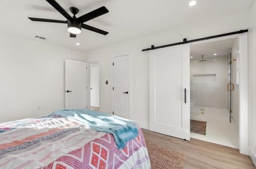 5006 Buffalo Pass, Austin TX 78745-2832 exterior