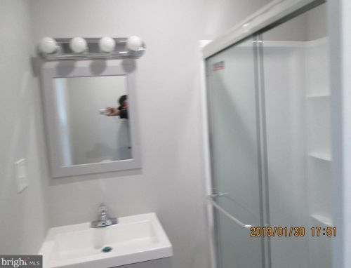 2248 18 St, Philadelphia PA 19140-1014 exterior