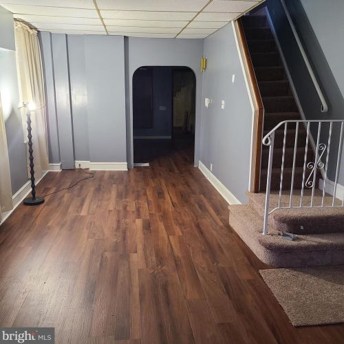 319 Engle St, Chester PA 19013-2509 exterior