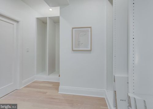 835 Longfellow St, Washington DC  20011-8205 exterior