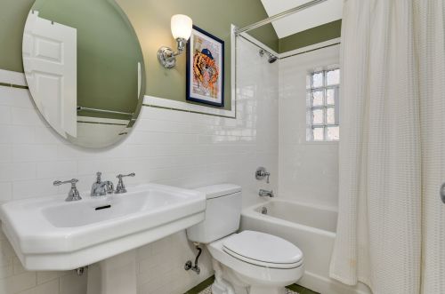 2219 Shakespeare Ave, Chicago IL 60647-3316 exterior