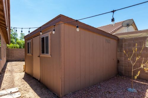 22816 34th Dr, Phoenix AZ  85027-7024 exterior