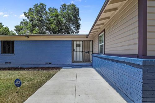 3239 Alaska Ave, Dallas TX  75216-5127 exterior