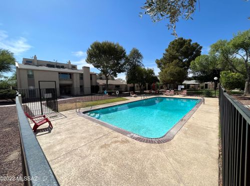 3750 Country Club Rd, Tucson AZ  85716-1260 exterior