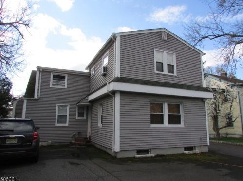 1825 Front St, Scotch Plains, NJ 07076-1102