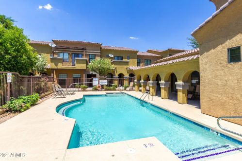 1702 Bell Rd, Phoenix AZ  85022-6273 exterior