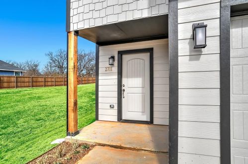 2711 Washington St, Denison TX  75021-1443 exterior