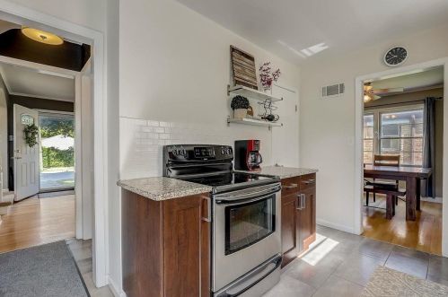 2800 86th St, Milwaukee WI  53222-4724 exterior