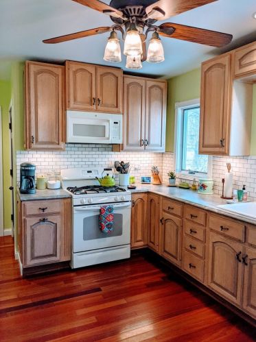 926 Tappan St, Bull Valley, IL 60098-2851