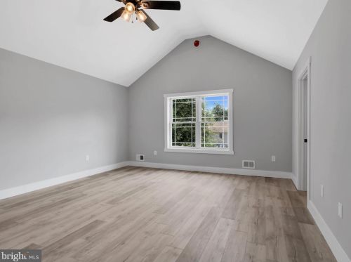 393 Hoover Ave, Berkeley Township NJ 08721-2866 exterior