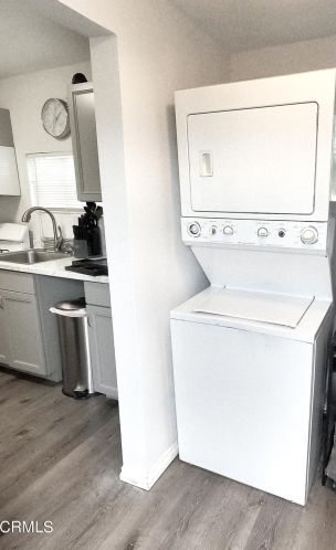 227 Garfield Ave, Oxnard CA  93030-3612 exterior