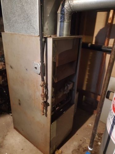 47 Lansing Pl, Springfield MA 01108-1719 exterior