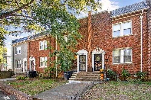 1129 Virginia Ave, Washington DC  20002-3815 exterior