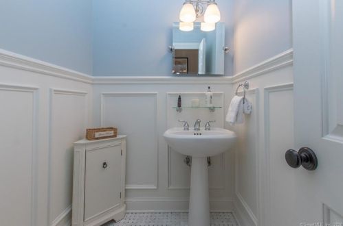 152 Mather St, Wilton CT 06897-5011 exterior