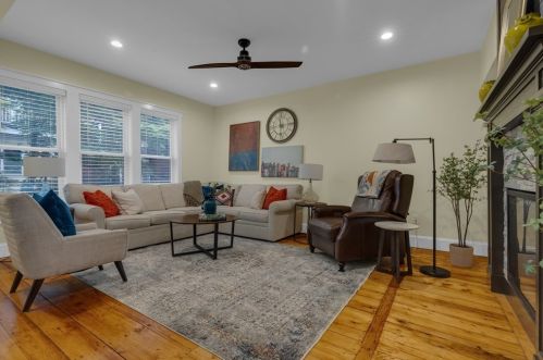 18 Linden St, Boston MA  02122 exterior