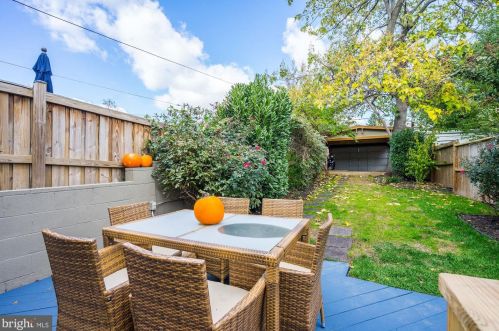 1533 Upshur St, Washington DC 20011-7007 exterior