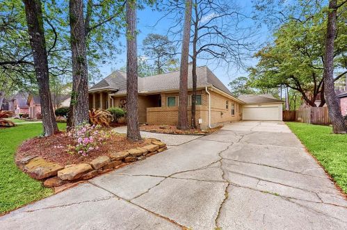 2810 Frst Gdn Dr, Humble TX 77345-1407 exterior